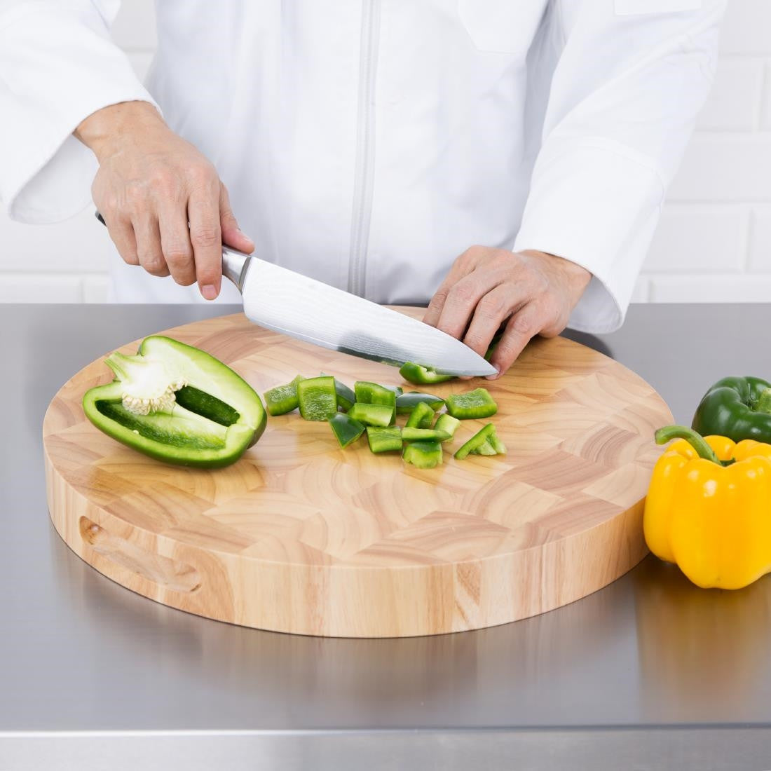 Vogue Round Wooden Chopping Board C488