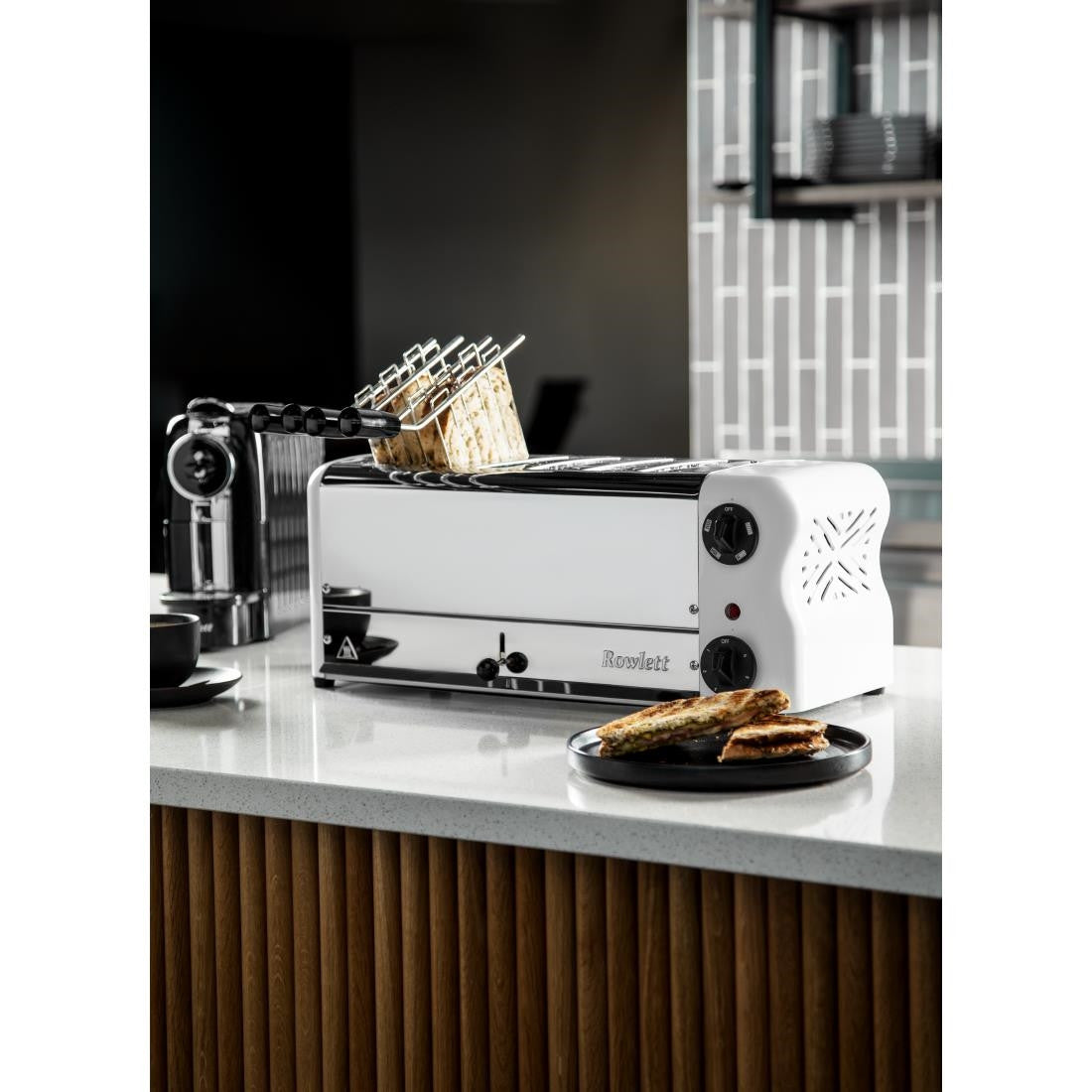 Rowlett Esprit Toaster White 6 Slot w/2x Additional Elements & Sandwich Cage CH186