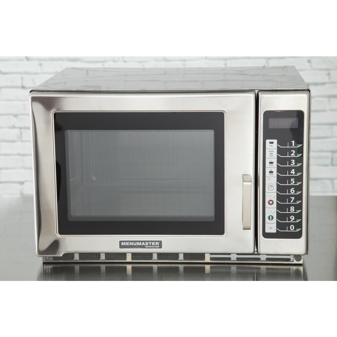 Menumaster Large Capacity Microwave 34ltr 1800W RFS518TS CM743