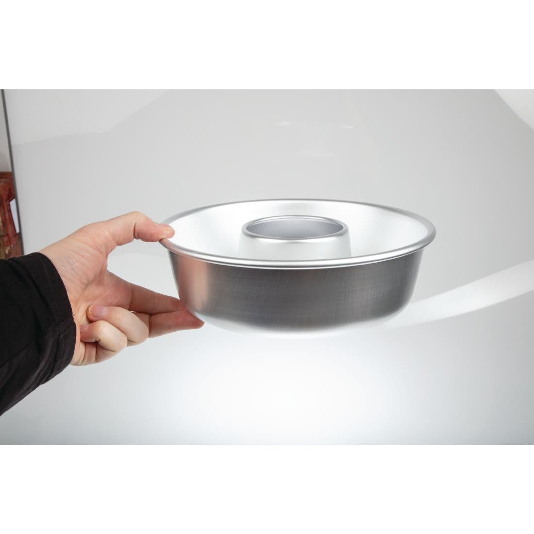 Schneider Aluminium Bundt Cake Tin 240mm CR928