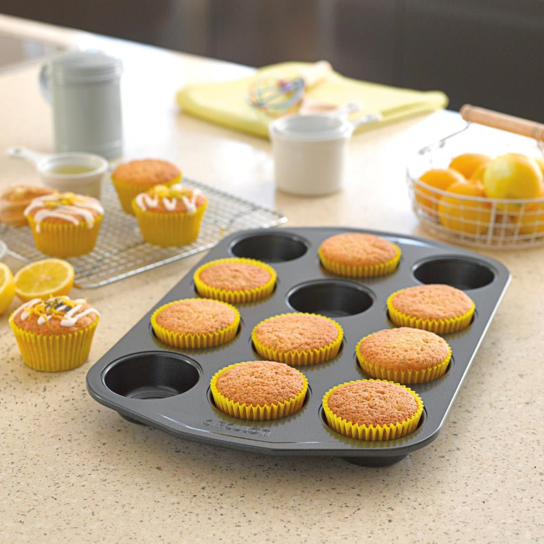 Circulon Carbon Steel Muffin Tin 12 Cup DE505