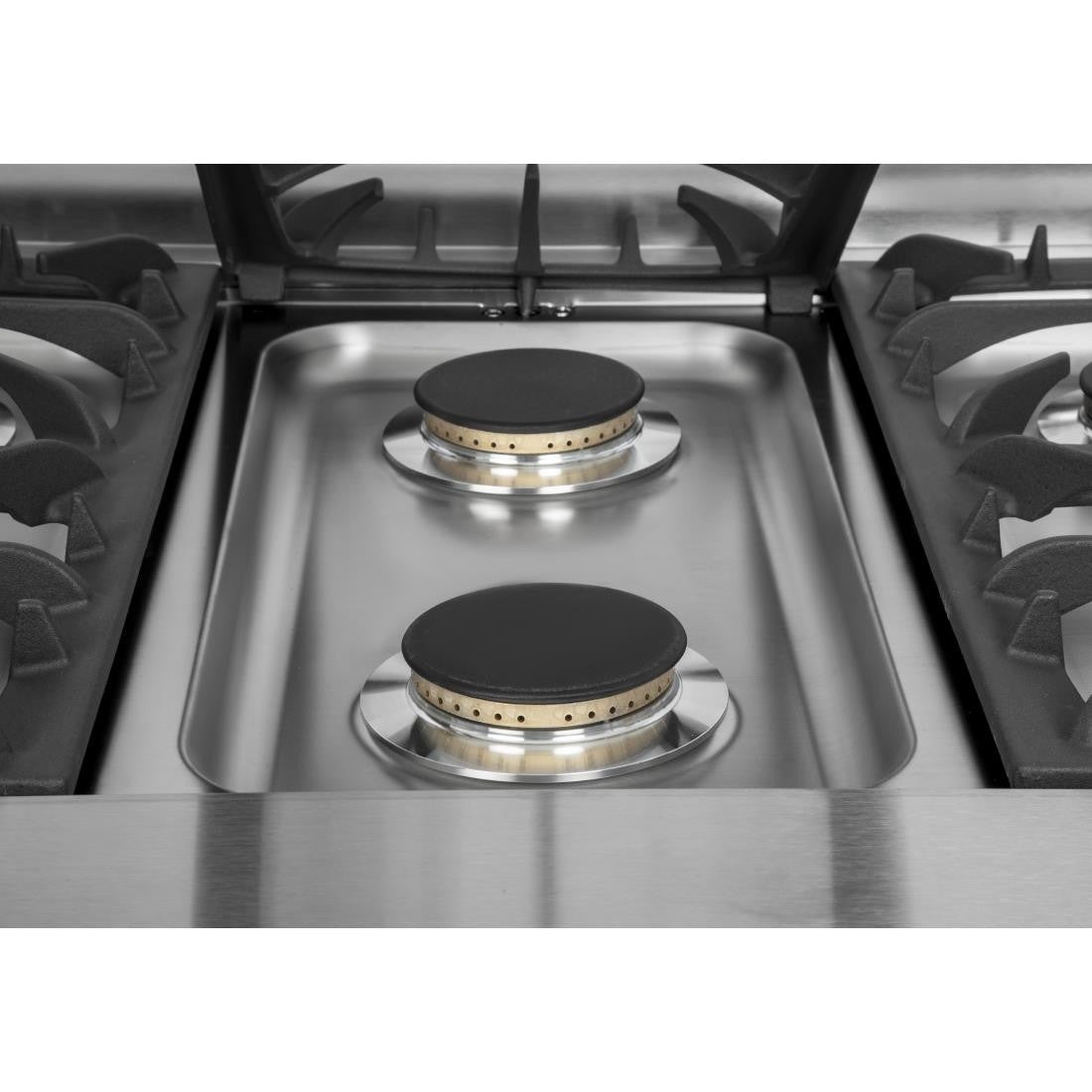 Falcon 6 Burner Dominator Plus Oven Range G3101 Propane Gas with Castors DK941-P