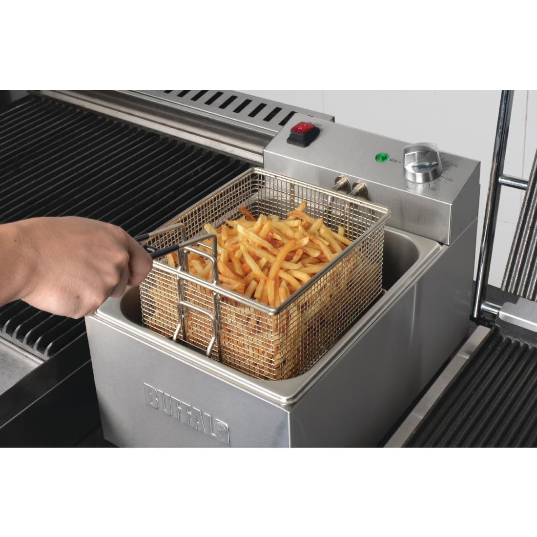 Buffalo Single Tank Single Basket 5Ltr Countertop Fryer 2.8kW FC256