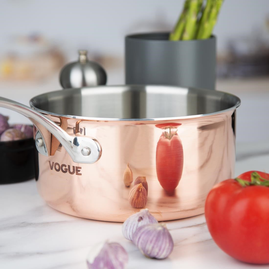 Vogue Induction Tri-Wall Copper Saucepan - 200x100mm FS667