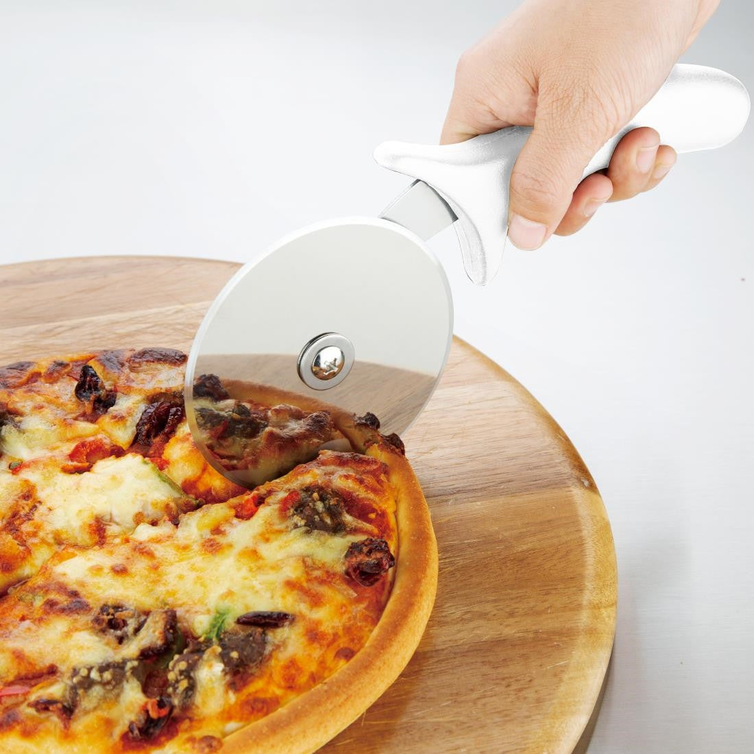 Hygiplas Pizza Wheel White 4" FX133