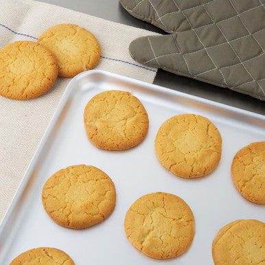 Vogue Aluminium Baking Tray 527 x 425mm K446