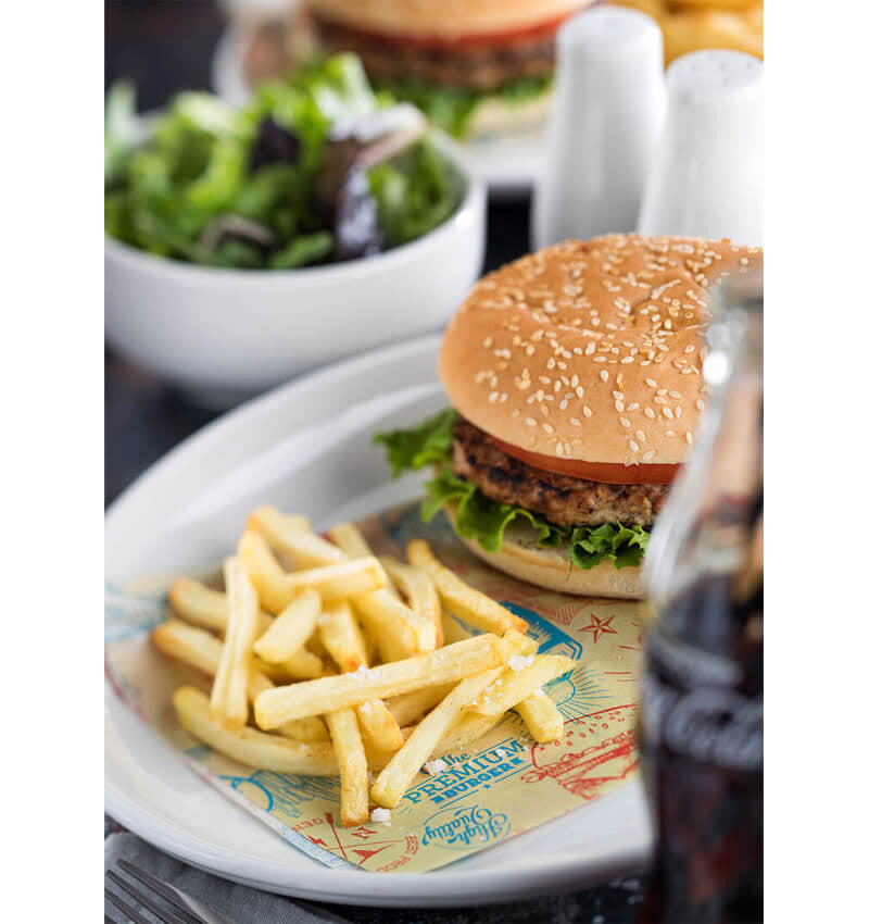 Utopia Pure White Oval Plate 10" With Burger