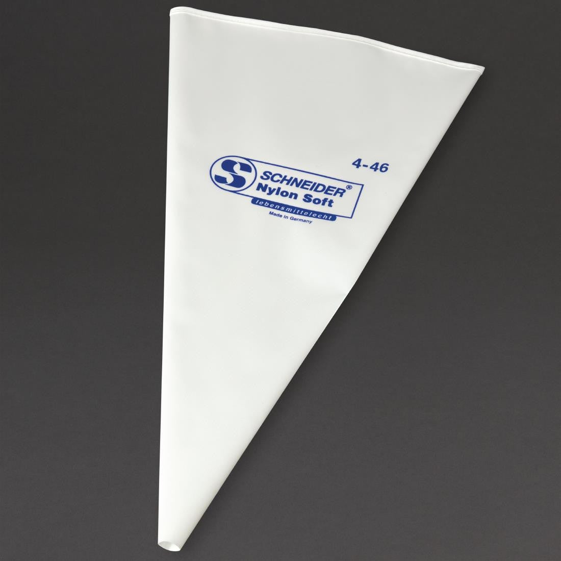 Schneider Nylon Ultra Flex Piping Bag Size 4 460mm side view in black background.