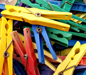 Clearance - Plastic Pegs Various Colours