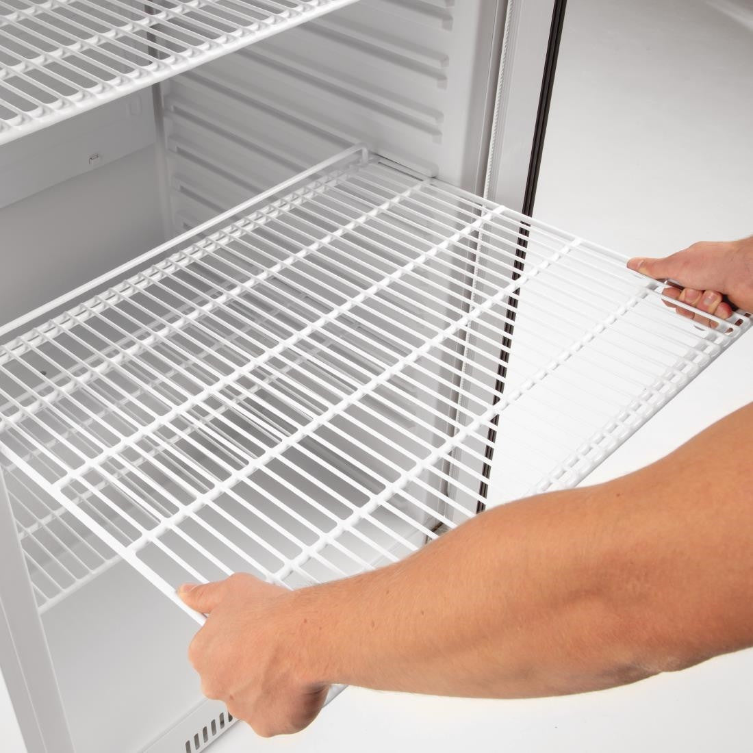 Polar C-Series Upright Display Fridge 600Ltr White CD088