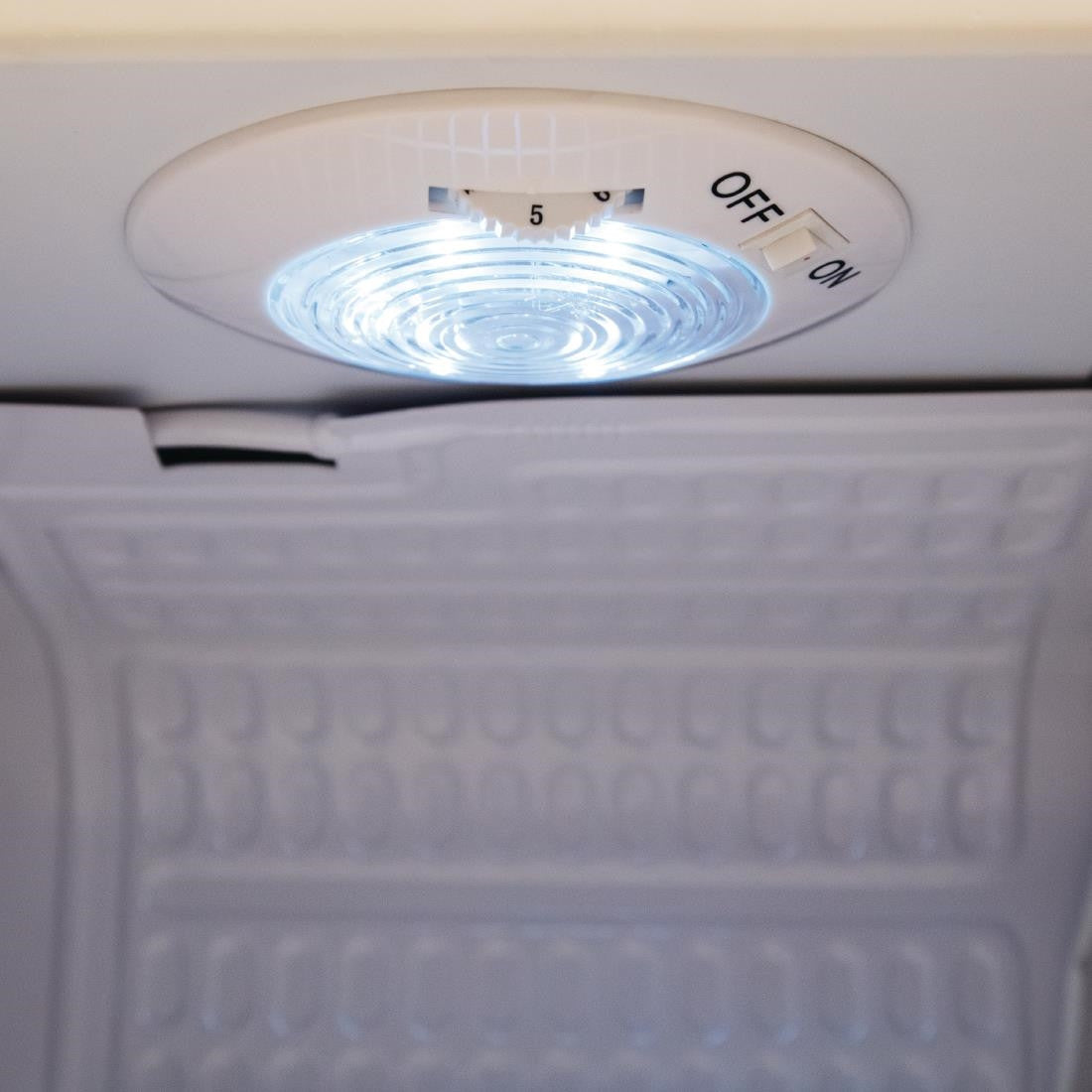 Polar C-Series Under Counter Display Fridge White CF750