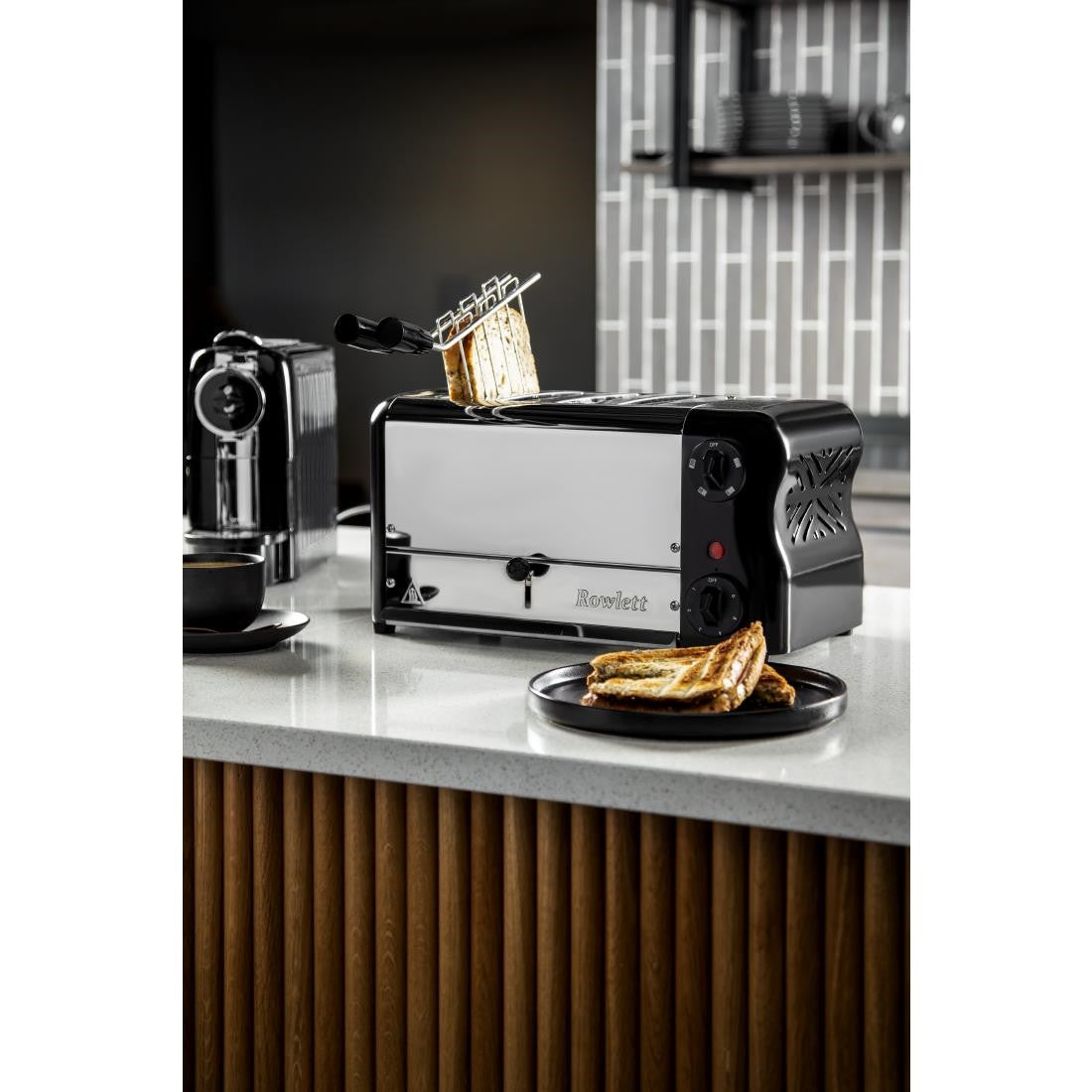 Rowlett Esprit 4 Slot Toaster Jet Black w/2x Additional Elements & Sandwich Cage CH183