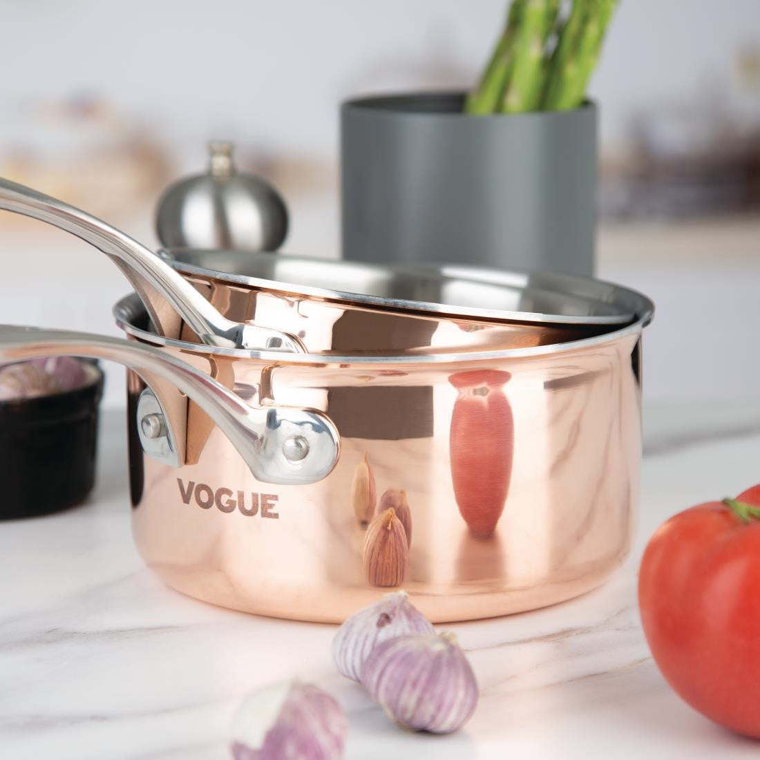 Vogue Induction Tri Wall Copper Saucepan 180mm CM675