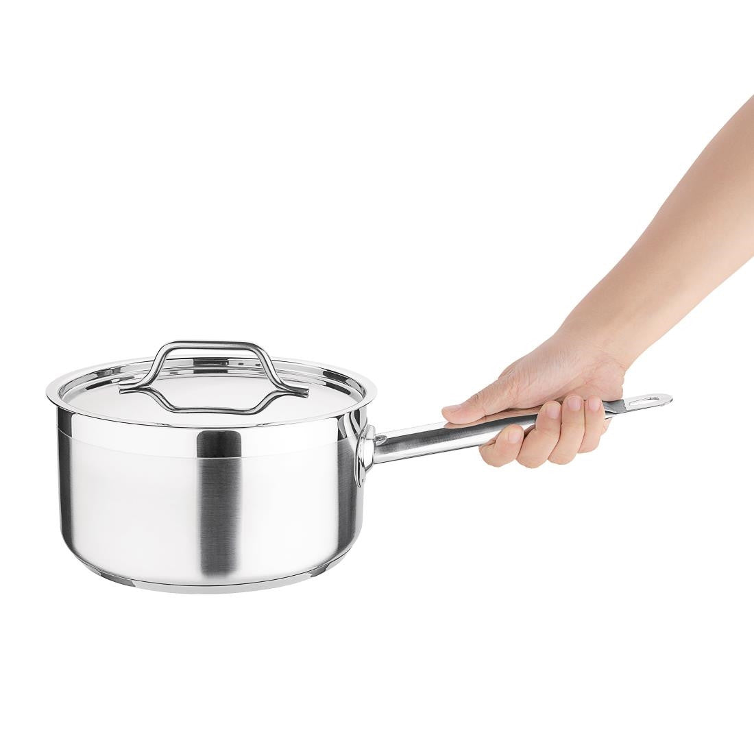 Nisbets Essentials Stainless Steel Saucepan 3000ml DF671