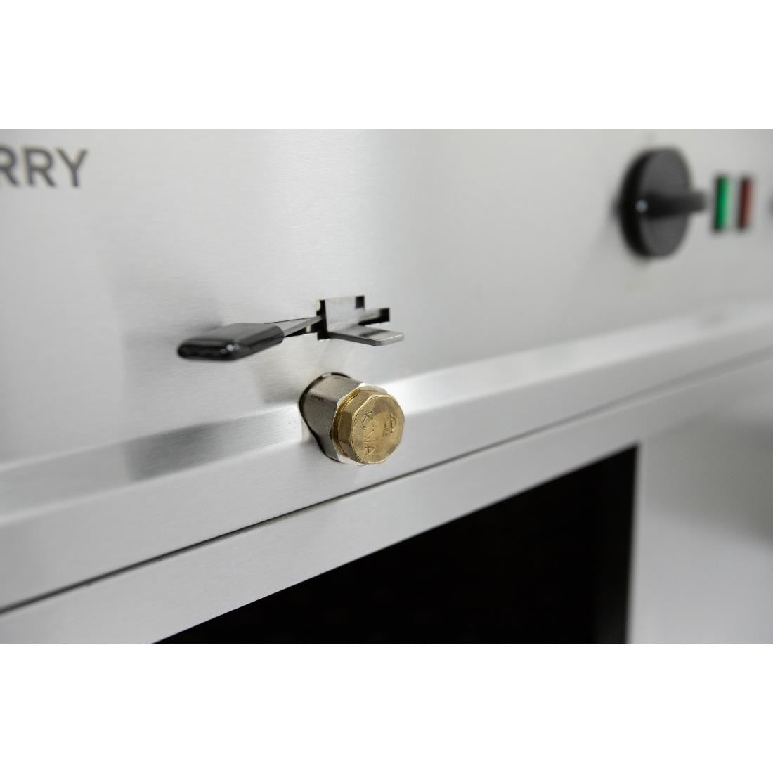 Parry Mobile Servery with Bain Marie Top MSB9 FA359