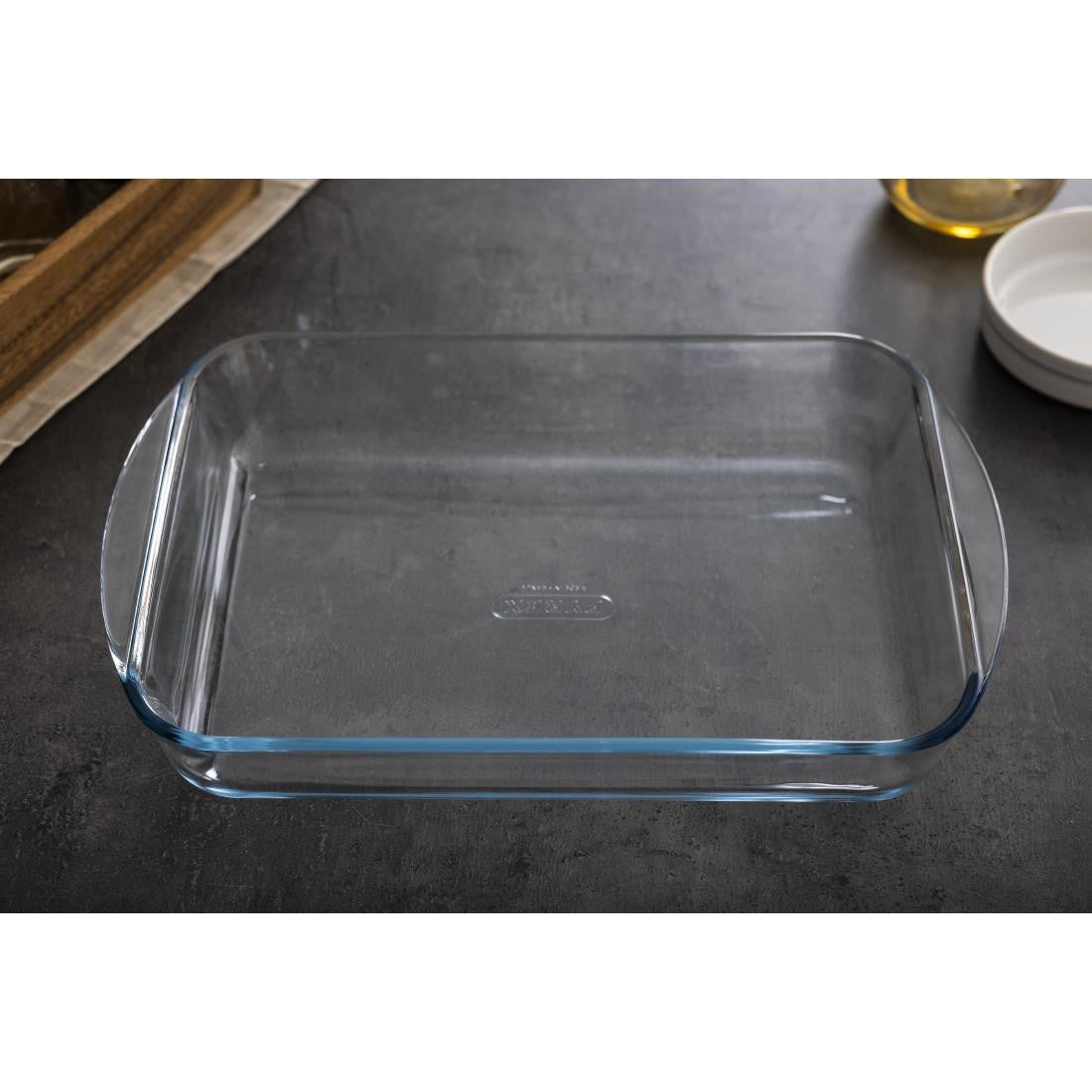 Pyrex Rectangular Glass Roasting Dish 350mm GD030