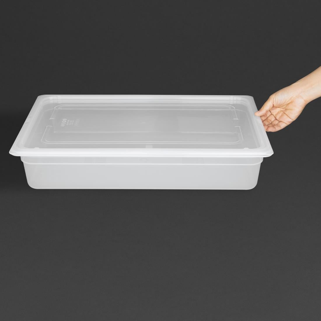 Vogue Polypropylene 1/1 Gastronorm Container with Lid 100mm (Pack of 2) GJ511