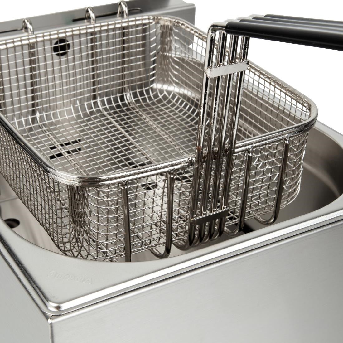 Lincat Single Tank Single Basket Countertop Electric Fryer LDF J531