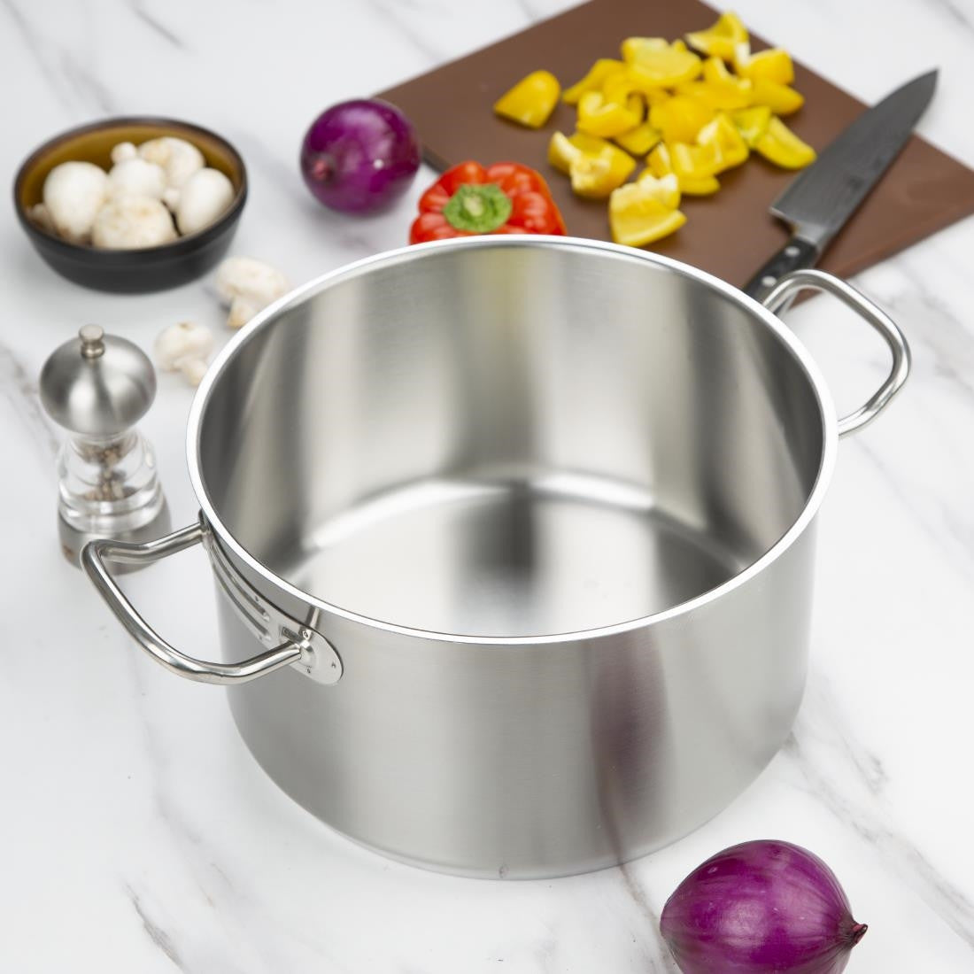 Vogue Stainless Steel Stew Pan 9.5Ltr M941