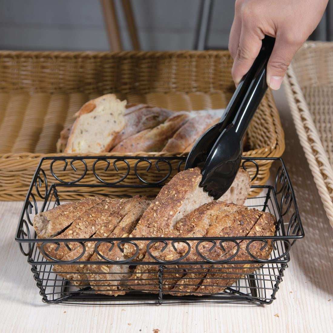 Vogue Food Tongs 9" P786