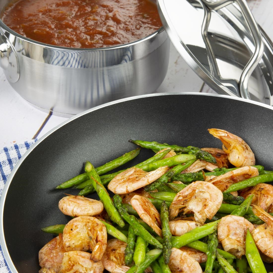 Nisbets Essentials Cook Like A Pro 4-Piece Saucepan and Frying Pan Set SA689