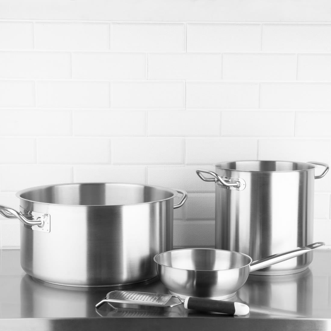 Vogue Stainless Steel Stew Pan 18.5Ltr T088