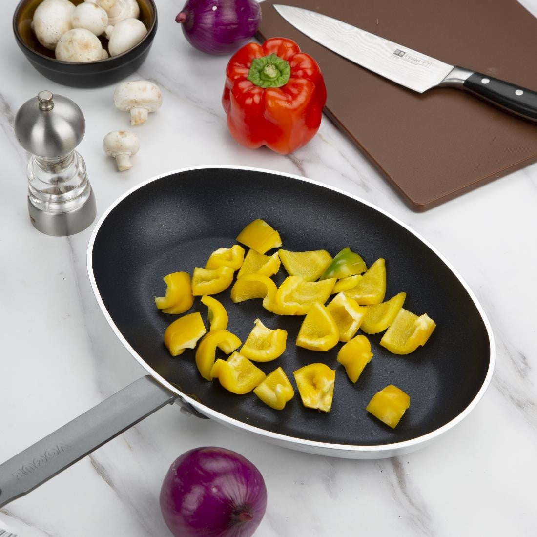 Vogue Non Stick Teflon Platinum Plus Aluminium Oval Frying Pan 360mm T357